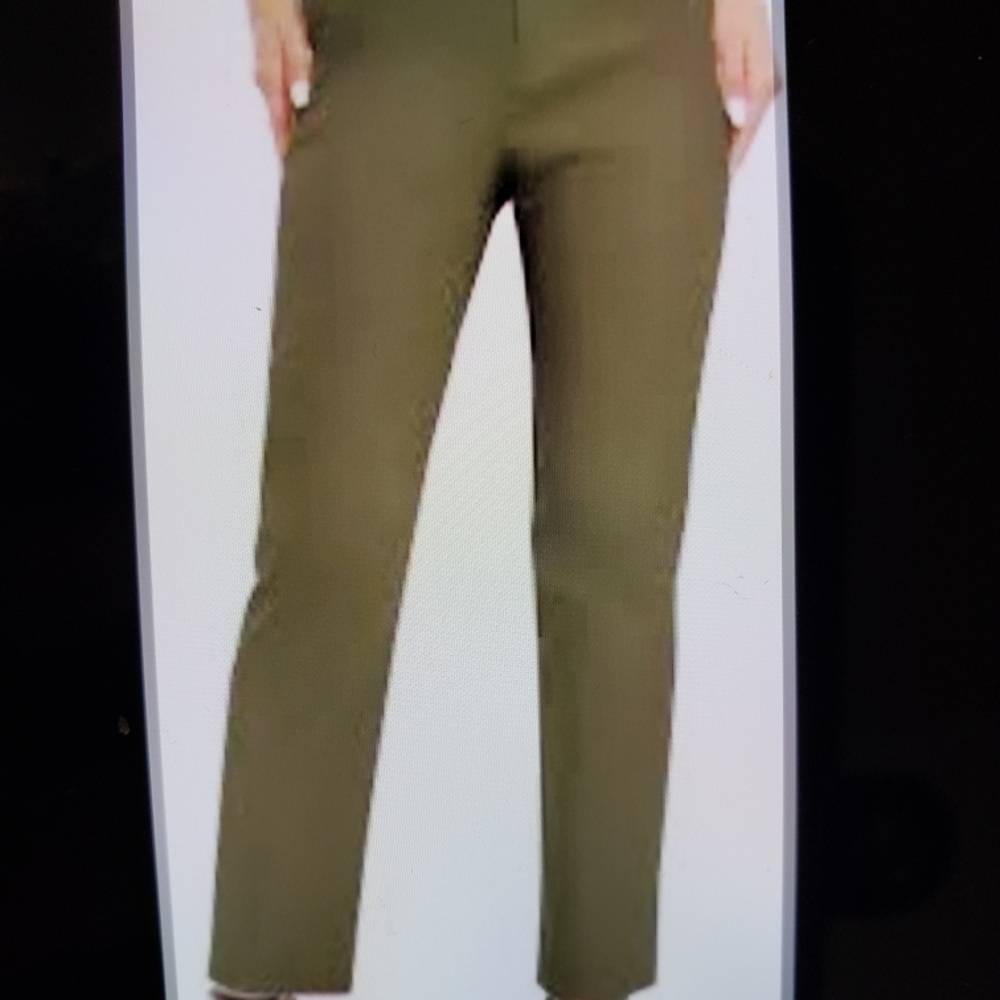 Olive Cropped Women's Pants